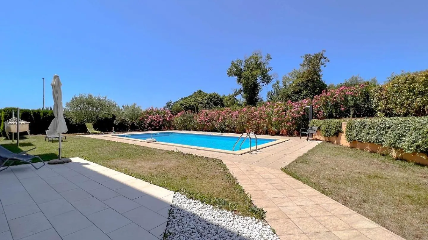 Sonia 1 Apartment Novigrad