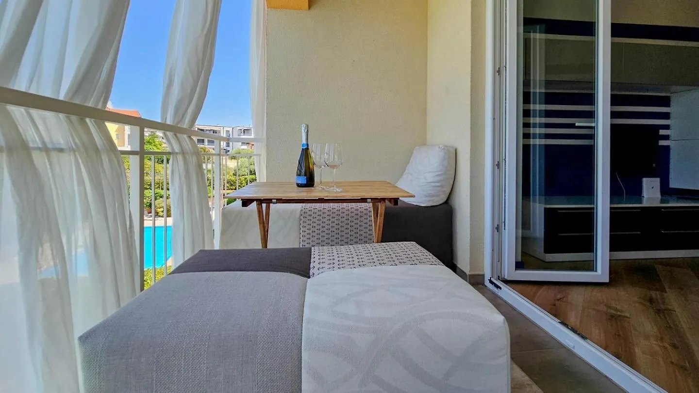 Sonia 1 Apartment Novigrad